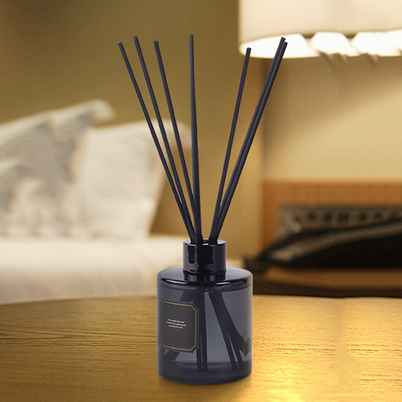 Room freshener supplier wholesale aromatherapy oil reed diffuser with own brand name customized packaging 